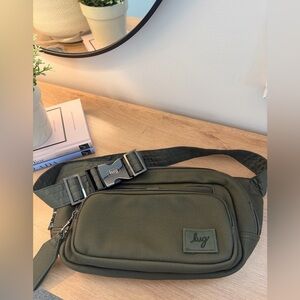 Lug Forest Green Belt Bag